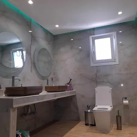 Oasis Escape Villa *