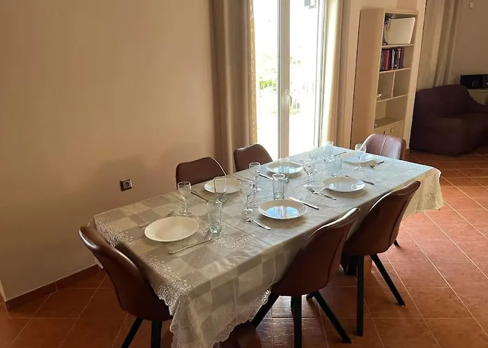 Oasis Escape * Loutraki (Corinthia)